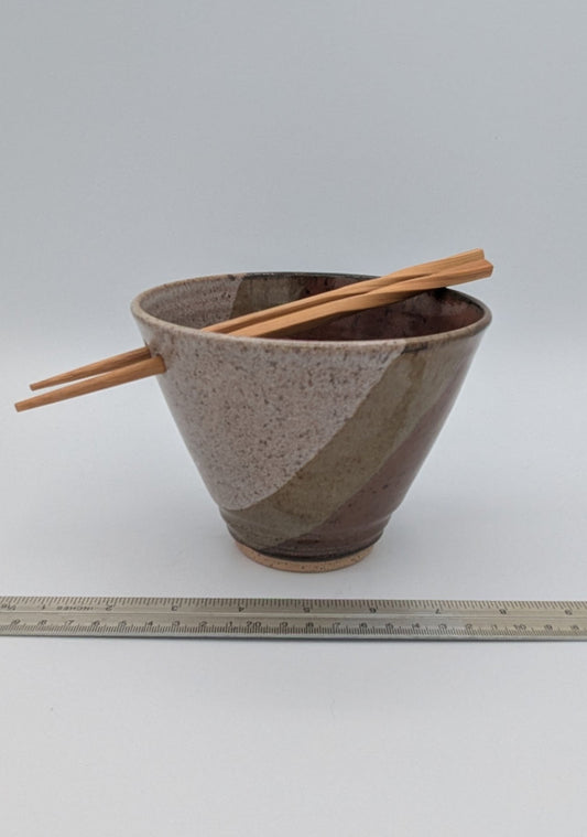 Artisan Ceramic Rice Bowl with Chopstick Rests and Earthy Tones